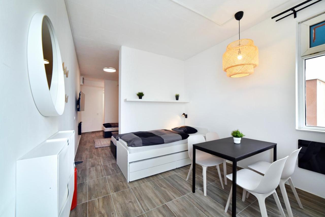 Apartments Dubec Sesvete Exterior photo