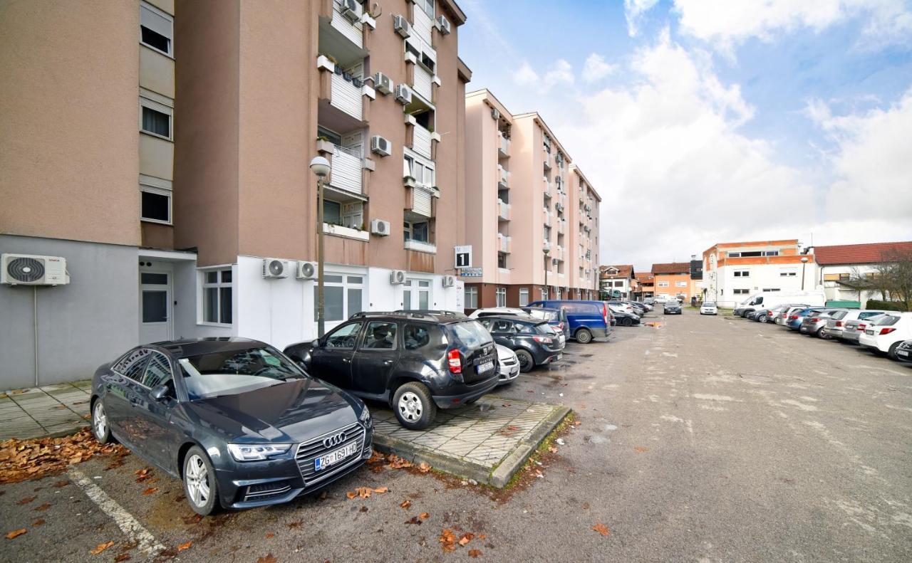 Apartments Dubec Sesvete Exterior photo
